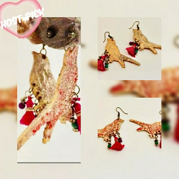 🌸HOST PICK 🌸Boho Red & Gold Wood Bird  Earrings - Picture 1 of 4